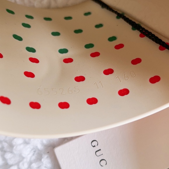 Authentic Gucci Men’s Interlocking G Slide Sandals - Picture 8 of 16